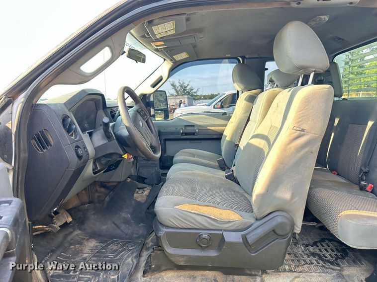 image for item DI7939 2013 Ford F250 Super Duty  SuperCab pickup truck