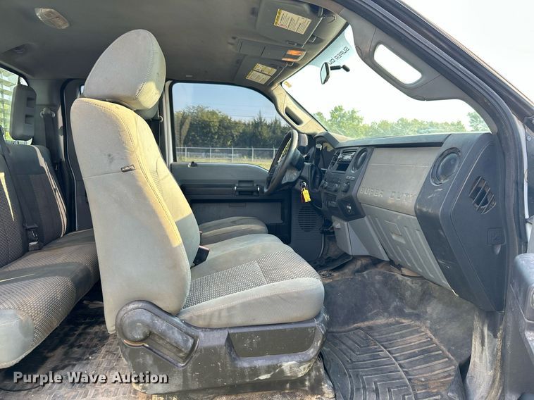 image for item DI7939 2013 Ford F250 Super Duty  SuperCab pickup truck