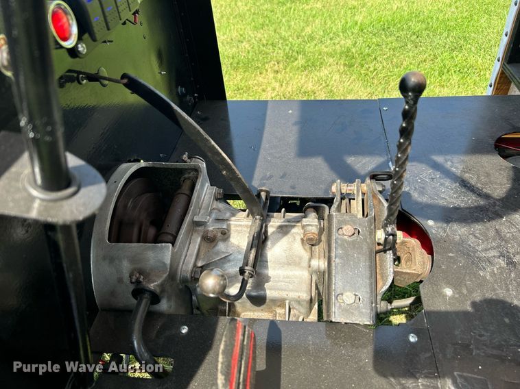 image for item DI7943 1998 Cushman 3W Flatbed Model T Replica  utility vehicle