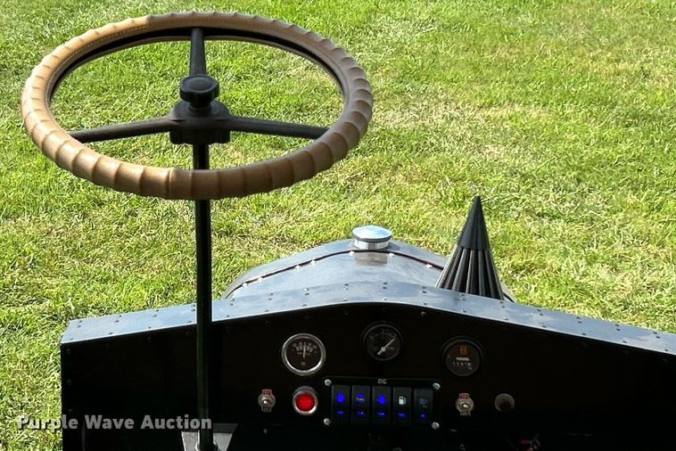 image for item DI7943 1998 Cushman 3W Flatbed Model T Replica  utility vehicle