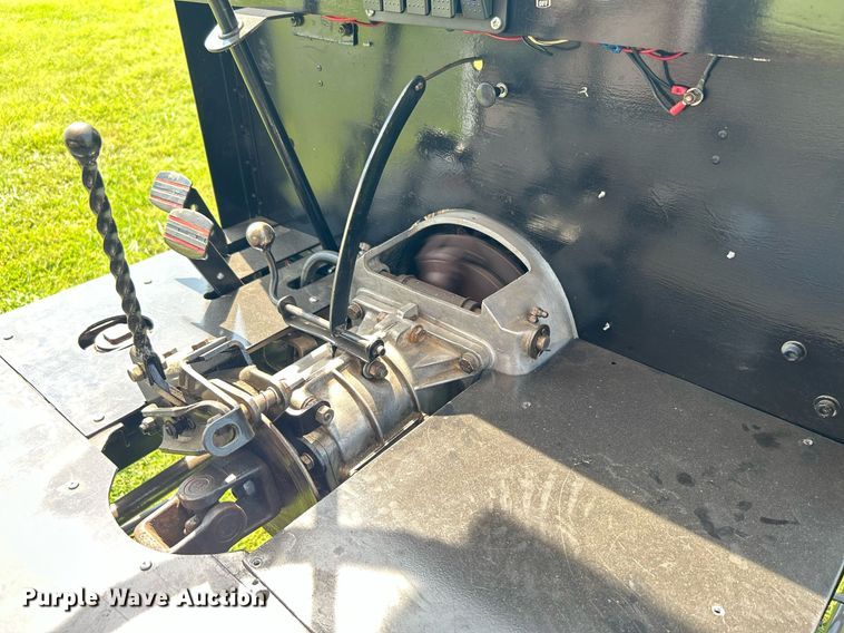 image for item DI7943 1998 Cushman 3W Flatbed Model T Replica  utility vehicle