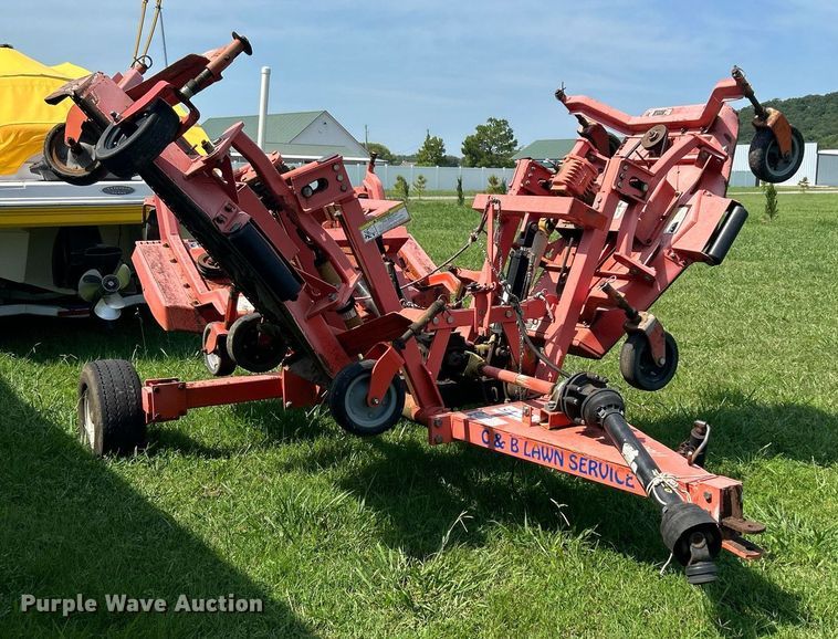 image for item DI7944 Befco  batwing finish mower