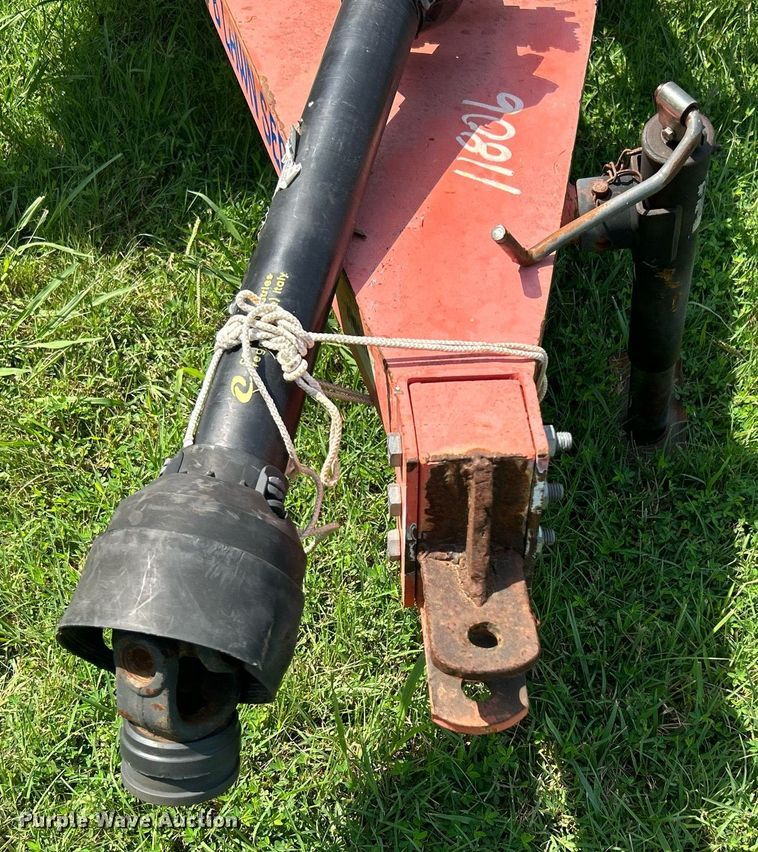 image for item DI7944 Befco  batwing finish mower