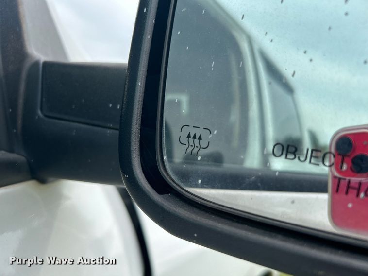 image for item DI7947 2015 Dodge Ram 2500  Crew Cab pickup truck