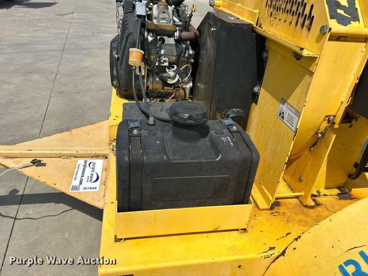 image for item DI7949 Powertek 731  wood chipper