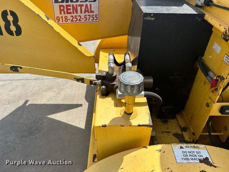 image for item DI7949 Powertek 731  wood chipper