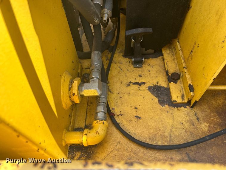 image for item DI7949 Powertek 731  wood chipper