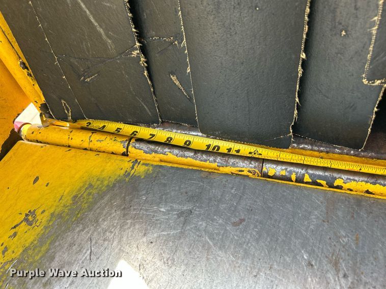 image for item DI7950 Powertek 731  wood chipper