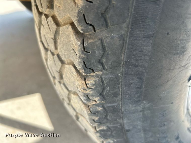 image for item DI7950 Powertek 731  wood chipper