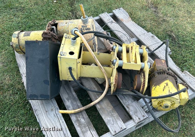 image for item DI7952 Gaffey 2 Ton  overhead crane