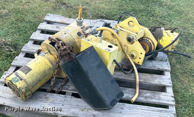 image for item DI7952 Gaffey 2 Ton  overhead crane