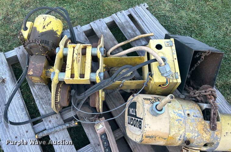 image for item DI7952 Gaffey 2 Ton  overhead crane