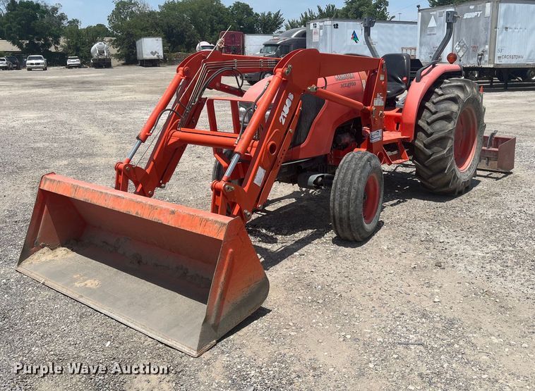 image for item DI8741 2011 Kubota MX4700  tractor