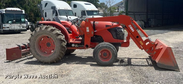 image for item DI8741 2011 Kubota MX4700  tractor
