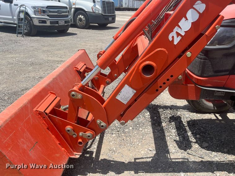 image for item DI8741 2011 Kubota MX4700  tractor