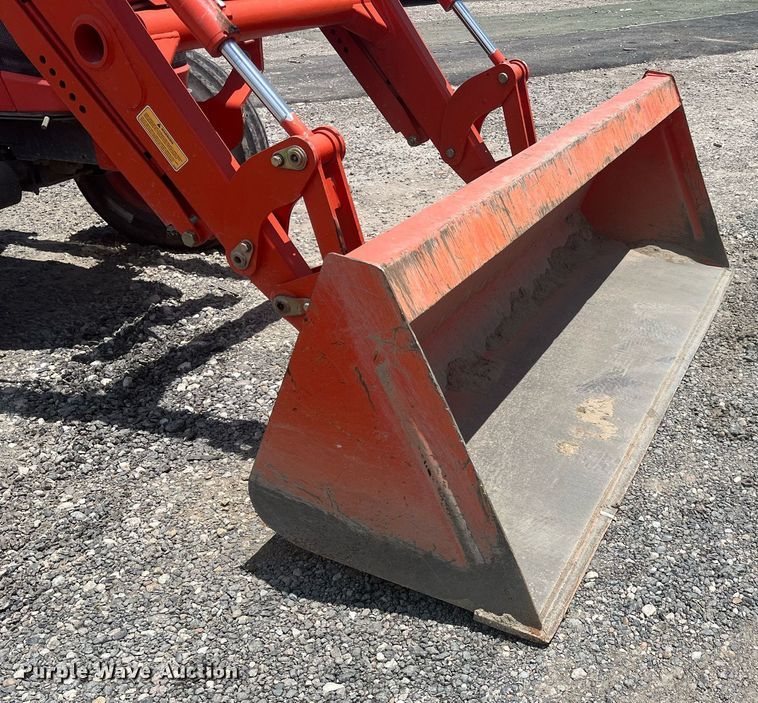 image for item DI8741 2011 Kubota MX4700  tractor