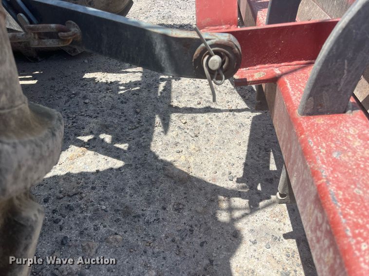 image for item DI8741 2011 Kubota MX4700  tractor