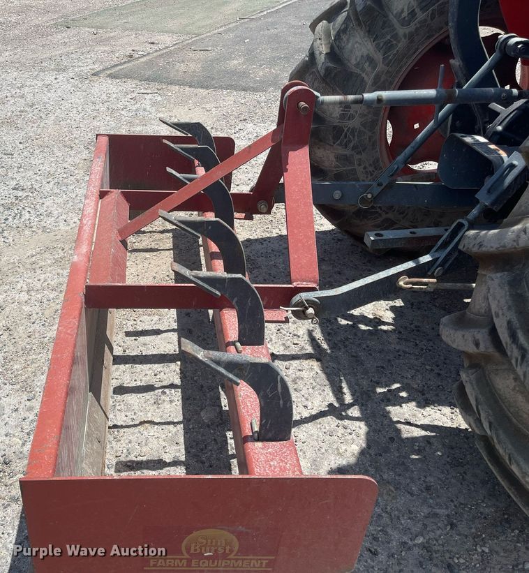 image for item DI8741 2011 Kubota MX4700  tractor