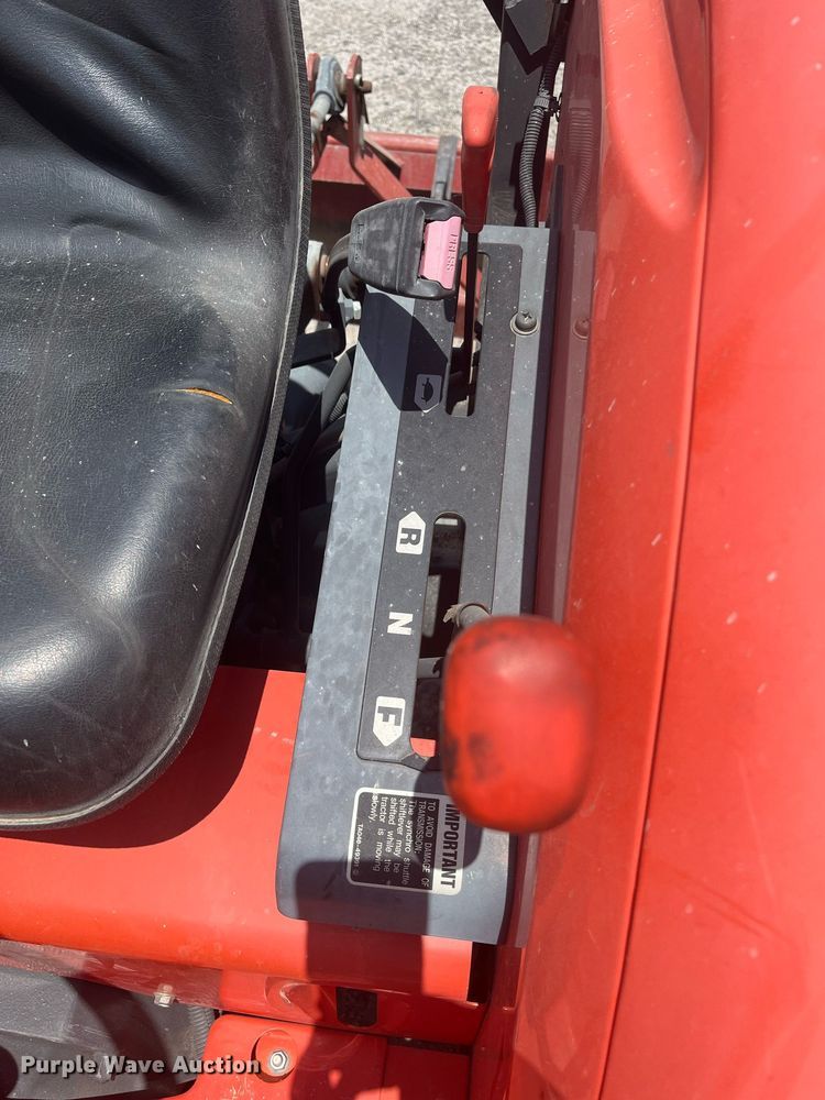 image for item DI8741 2011 Kubota MX4700  tractor