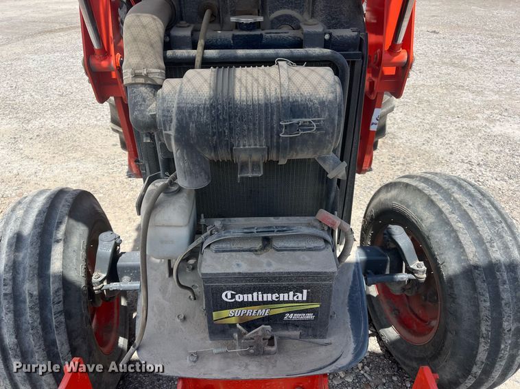 image for item DI8741 2011 Kubota MX4700  tractor