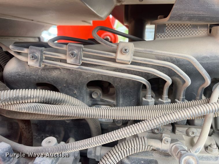 image for item DI8741 2011 Kubota MX4700  tractor