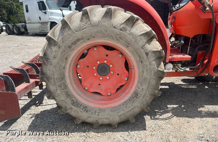 image for item DI8741 2011 Kubota MX4700  tractor