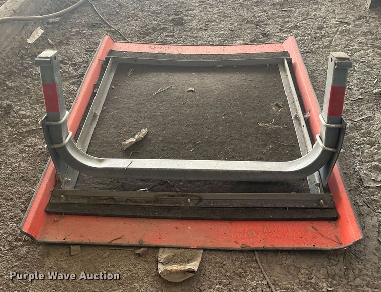 image for item DI8741 2011 Kubota MX4700  tractor