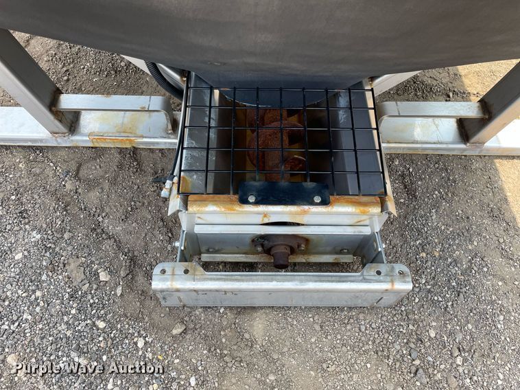 image for item DL3907 SaltDogg Pro6000  spreader