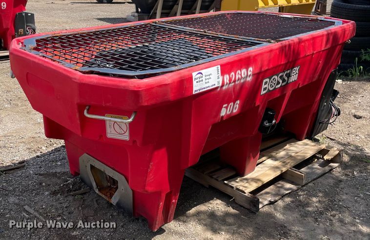 image for item DL3909 Boss VBX8000  spreader