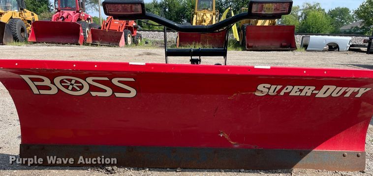 image for item DL3931 Boss   8' W snow plow