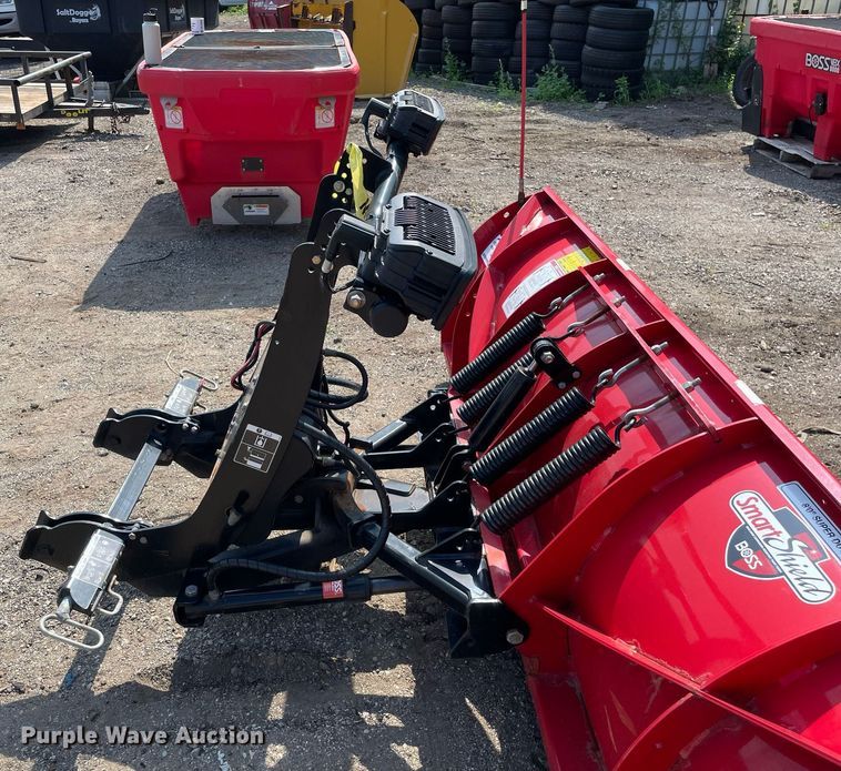 image for item DL3931 Boss   8' W snow plow
