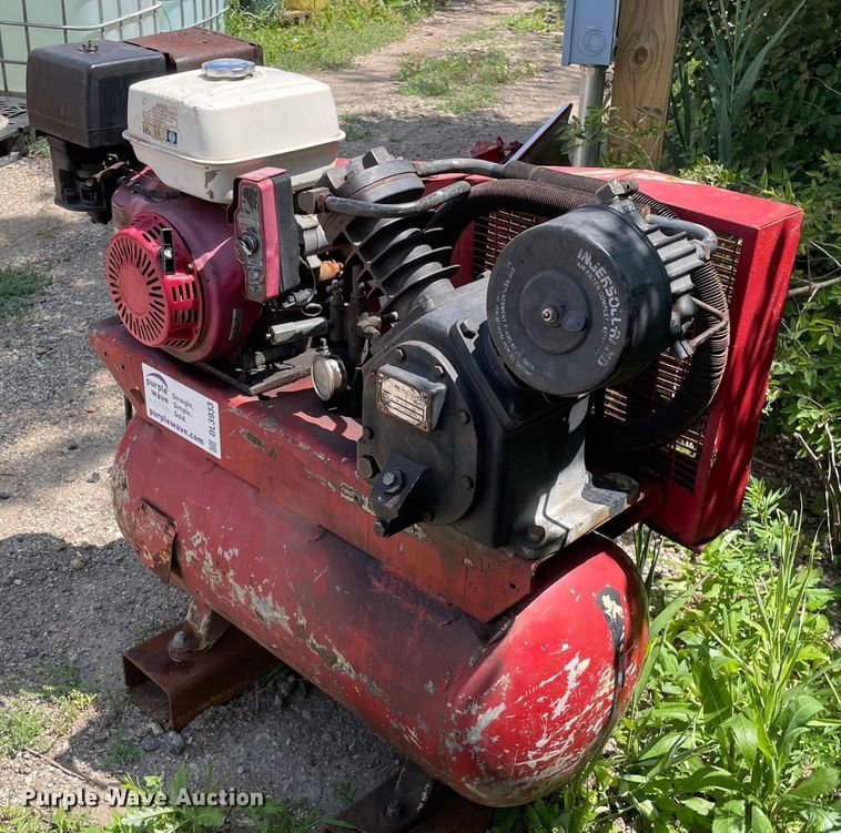 image for item DL3933 Ingersoll Rand 2475  air compressor