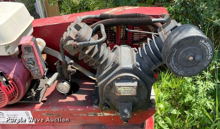 image for item DL3933 Ingersoll Rand 2475  air compressor