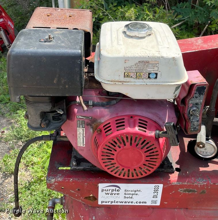 image for item DL3933 Ingersoll Rand 2475  air compressor