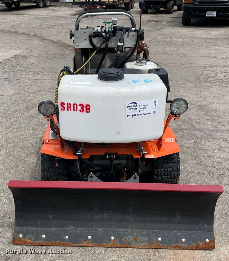 image for item DL3936 Snowrator ZX4