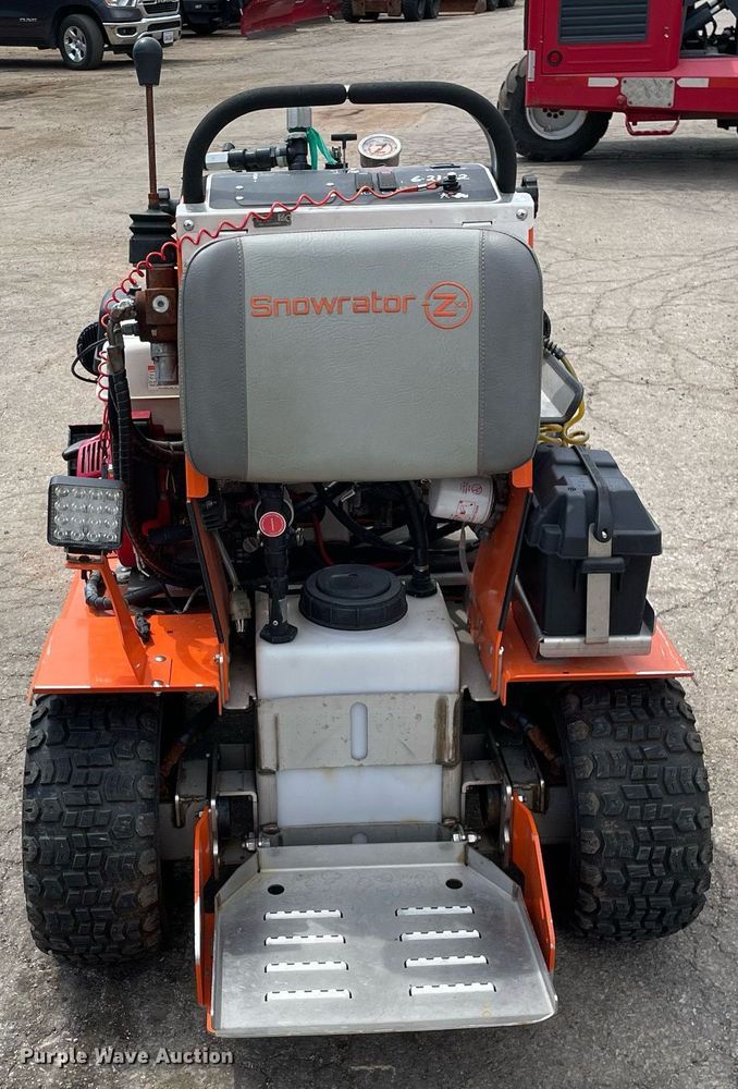 image for item DL3936 Snowrator ZX4