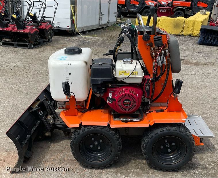 image for item DL3936 Snowrator ZX4