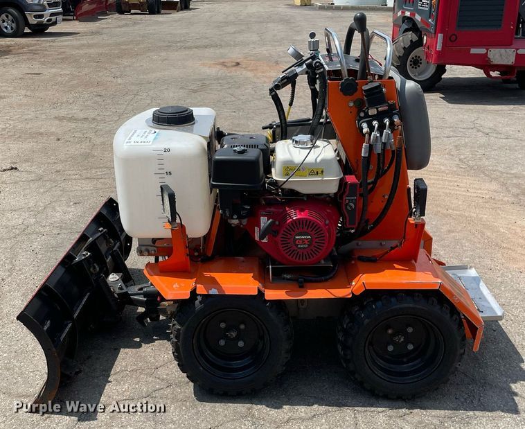 image for item DL3937 Snowrator ZX4