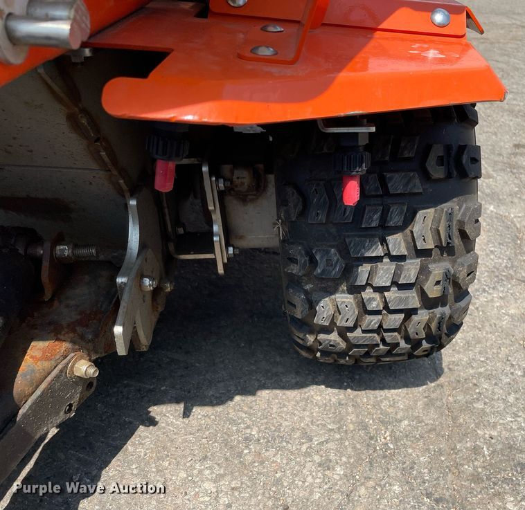 image for item DL3937 Snowrator ZX4