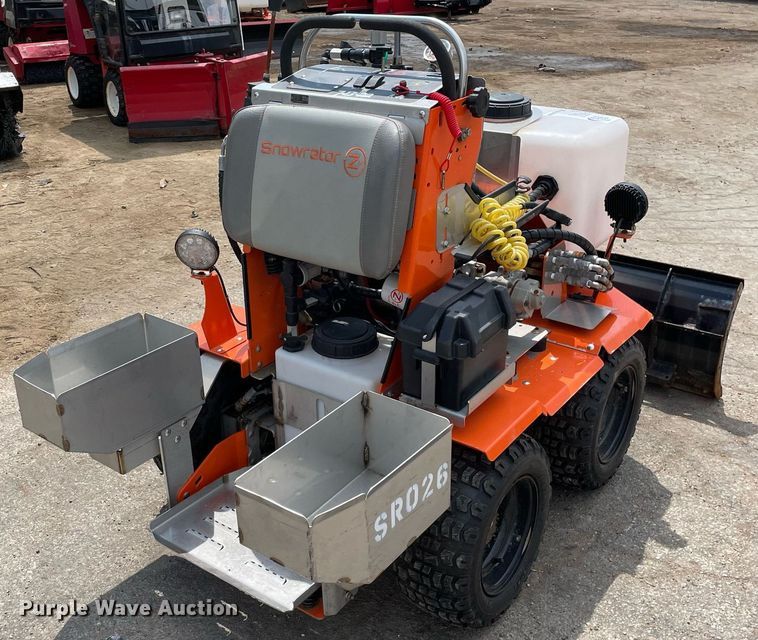 image for item DL3938 Snowrator ZX4