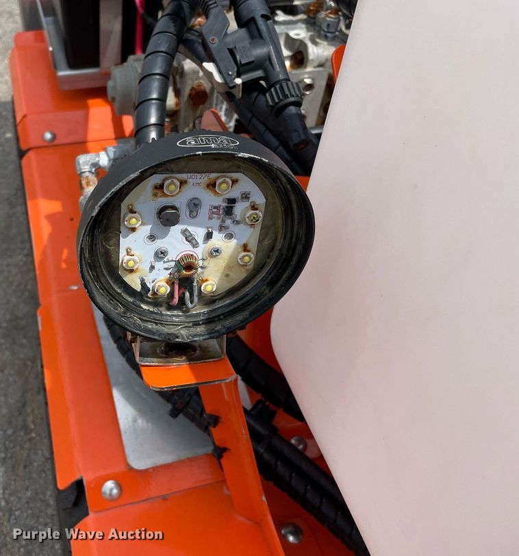 image for item DL3938 Snowrator ZX4