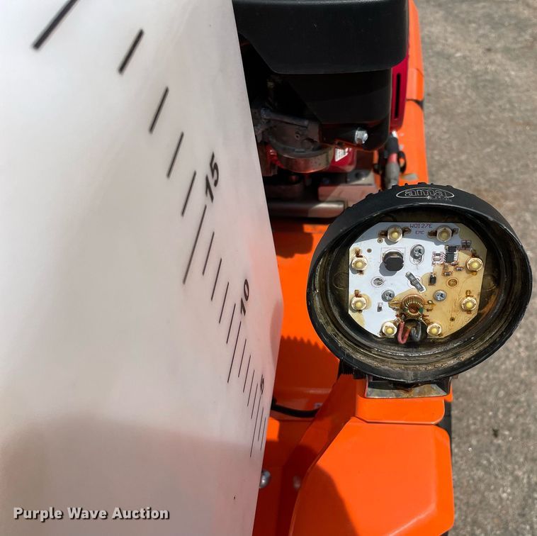 image for item DL3938 Snowrator ZX4