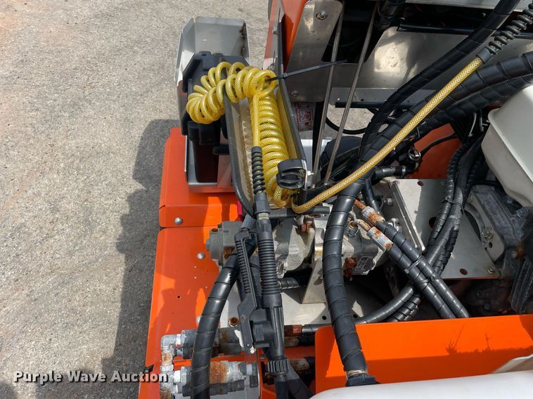 image for item DL3938 Snowrator ZX4