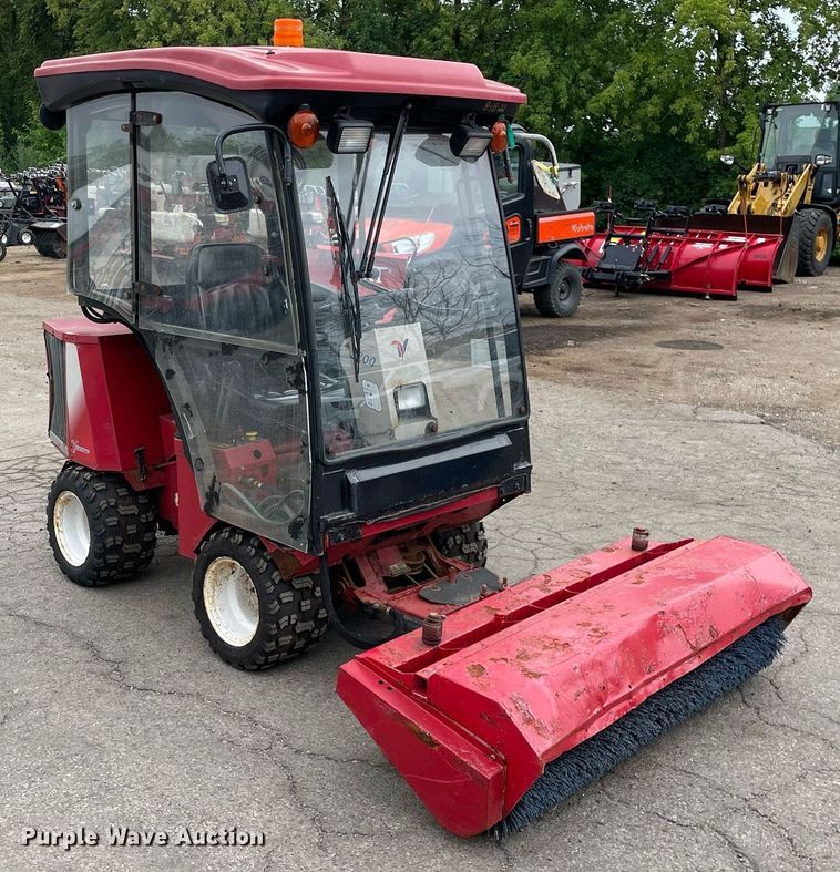 image for item DL3939 Ventrac 3200  compact tractor