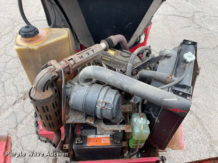 image for item DL3939 Ventrac 3200  compact tractor