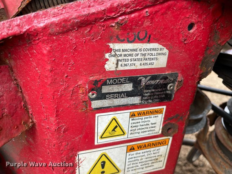 image for item DL3939 Ventrac 3200  compact tractor