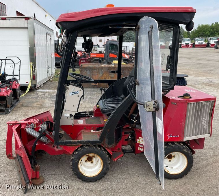 image for item DL3940 Ventrac 3200  compact tractor
