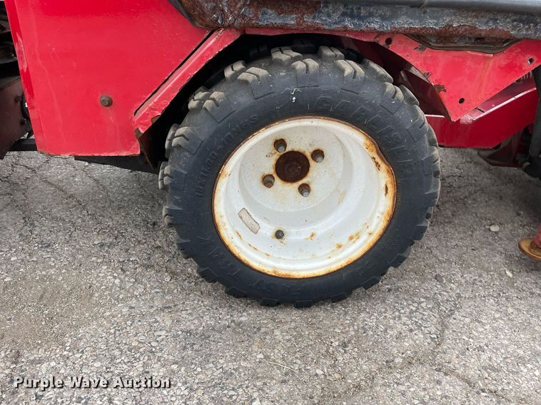 image for item DL3940 Ventrac 3200  compact tractor