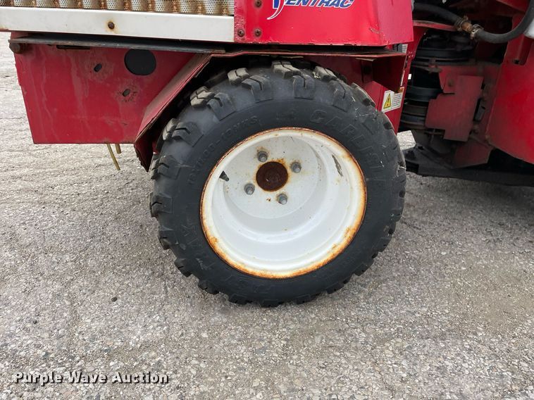 image for item DL3940 Ventrac 3200  compact tractor