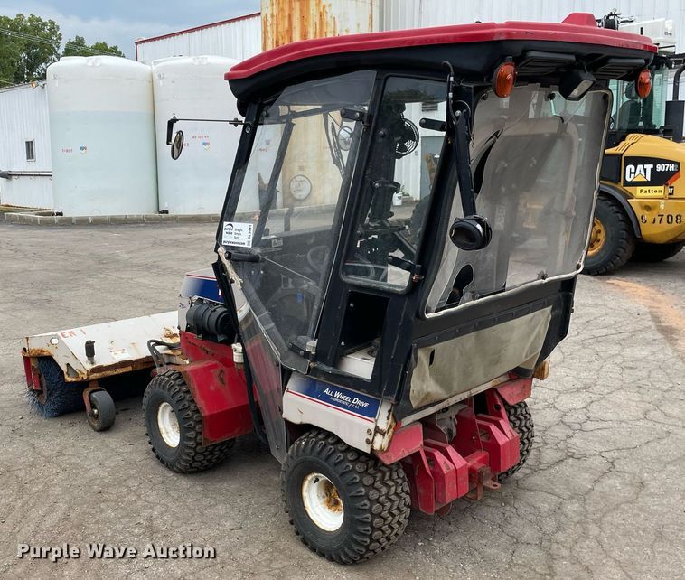 image for item DL3941 Ventrac 4200  compact tractor